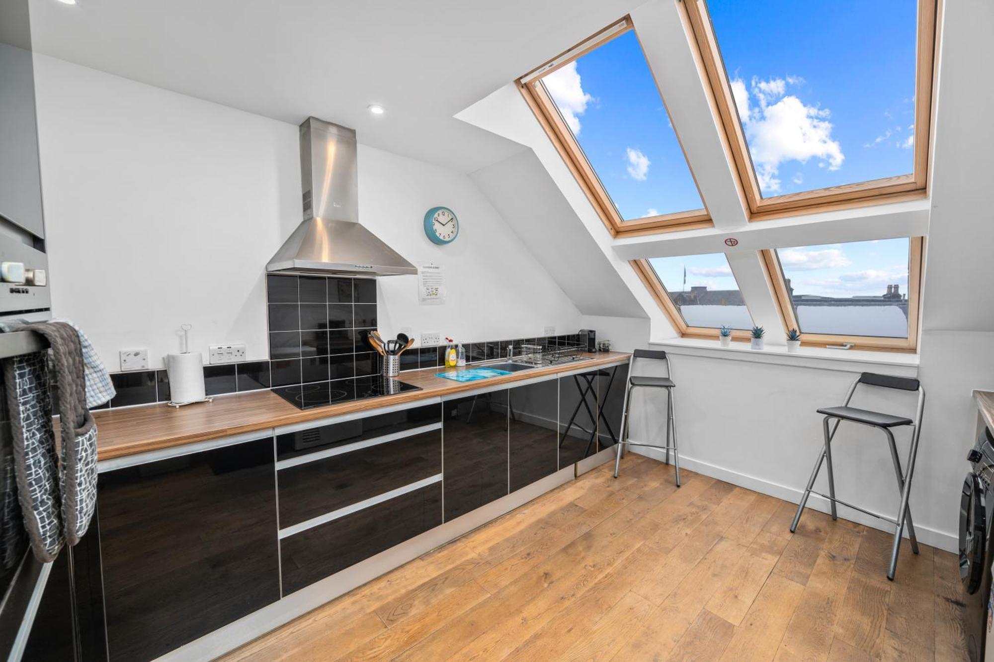 Stunning 2Br Loft Apt In Oban - Sea Views Buitenkant foto